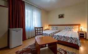 Примавера 1 Хотел